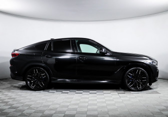 Подержанный автомобиль BMW X6 2020 года (4 фото)