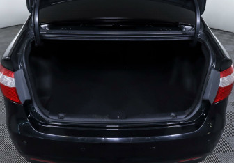 Подержанный автомобиль Kia Rio Sedan 2014 года (15 фото)