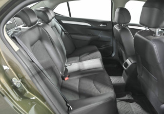 Подержанный автомобиль Citroen C4 Sedan 2018 года (16 фото)