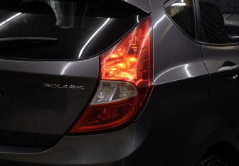 Подержанный автомобиль Hyundai Solaris Hatchback 2012 года (20 фото)