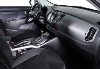 Подержанный автомобиль Kia Sportage 2015 года (9 фото)