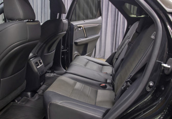 Подержанный автомобиль Lexus RX 2020 года (12 фото)