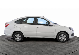 Подержанный автомобиль LADA (ВАЗ) Granta Liftback 2023 года (4 фото)
