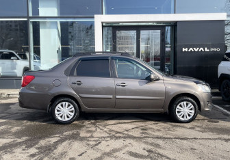 Подержанный автомобиль Datsun on-DO 2017 года (4 фото)