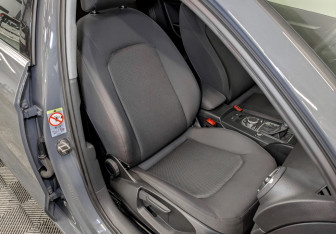 Подержанный автомобиль Audi A3 Sedan 2020 года (21 фото)