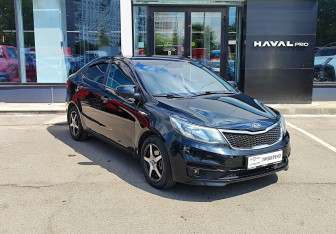 Подержанный автомобиль Kia Rio Sedan 2016 года (3 фото)