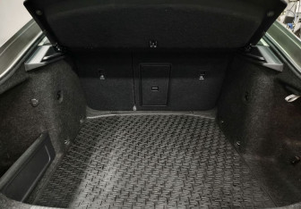 Подержанный автомобиль Skoda Octavia Liftback 2016 года (14 фото)