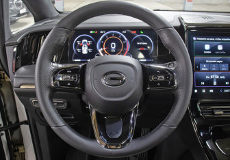 Подержанный автомобиль GAC M8 2024 года (17 фото)