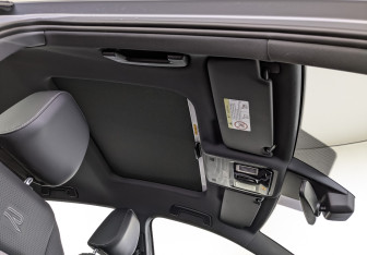 Подержанный автомобиль Volkswagen Golf Hatchback 2025 года (22 фото)