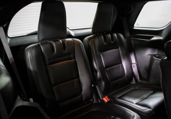 Подержанный автомобиль Ford Explorer 2012 года (9 фото)