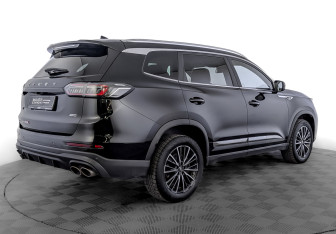 Подержанный автомобиль Chery Tiggo 8 Pro Max 2023 года (5 фото)