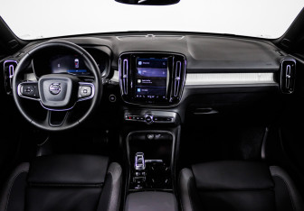 Новый Volvo XC40 2024 (21 фото)