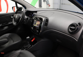 Подержанный автомобиль Renault Kaptur 2017 года (18 фото)