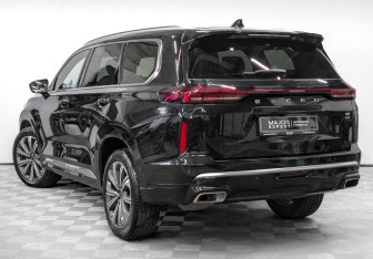 Подержанный автомобиль Exeed VX 2024 года (7 фото)