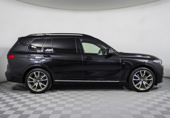 Подержанный автомобиль BMW X7 2019 года (4 фото)