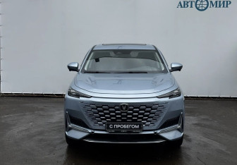 Подержанный автомобиль Changan UNI-K 2023 года (2 фото)