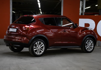 Подержанный автомобиль Nissan Juke 2013 года (5 фото)