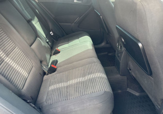 Подержанный автомобиль Volkswagen Tiguan 2010 года (11 фото)