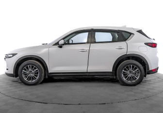 Подержанный автомобиль Mazda CX-5 2019 года (8 фото)