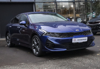 Подержанный автомобиль Kia K5 2020 года (3 фото)