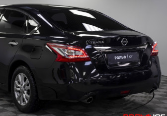 Подержанный автомобиль Nissan Teana 2014 года (21 фото)