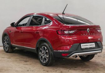 Подержанный автомобиль Renault Arkana 2020 года (7 фото)