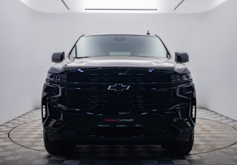 Подержанный автомобиль Chevrolet Suburban 2023 года (6 фото)