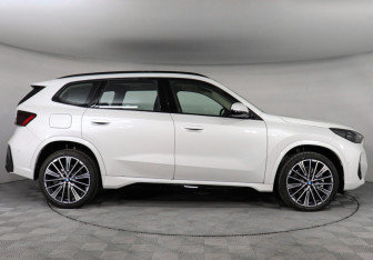 Новый BMW X1 2026 (6 фото)