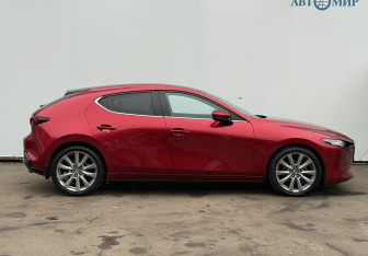 Подержанный автомобиль Mazda 3 Hatchback 2019 года (4 фото)