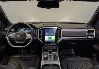 Подержанный автомобиль JAC T9 2024 года (14 фото)