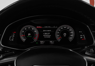 Подержанный автомобиль Audi A7 2021 года (17 фото)