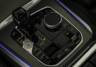 Подержанный автомобиль BMW X5 2019 года (16 фото)