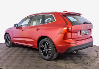 Подержанный автомобиль Volvo XC60 2019 года (7 фото)