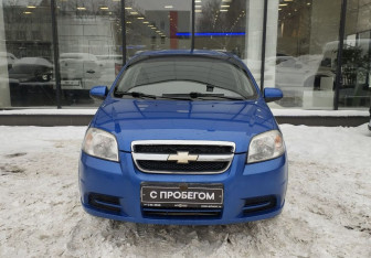 Подержанный автомобиль Chevrolet Aveo Sedan 2010 года (2 фото)