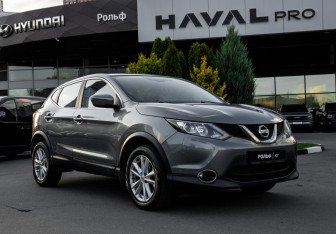 Подержанный автомобиль Nissan Qashqai 2018 года (2 фото)