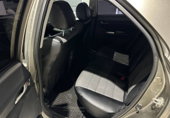 Подержанный автомобиль Honda Civic Hatchback 2007 года (16 фото)