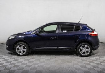 Подержанный автомобиль Renault Megane Hatchback 2012 года (8 фото)