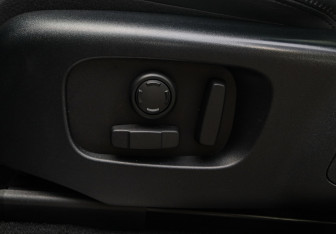 Подержанный автомобиль Land Rover Range Rover Sport 2020 года (21 фото)