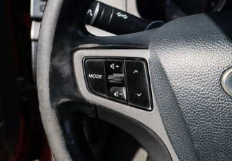 Подержанный автомобиль Hyundai i40 Sedan 2013 года (18 фото)
