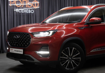 Подержанный автомобиль Chery Tiggo 8 Pro 2021 года (25 фото)
