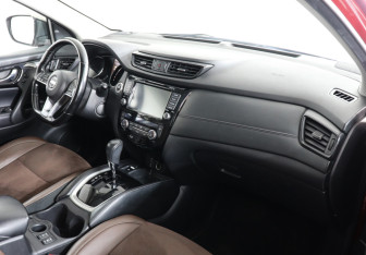 Подержанный автомобиль Nissan Qashqai 2020 года (6 фото)