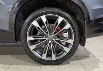 Подержанный автомобиль Geely Tugella 2023 года (12 фото)