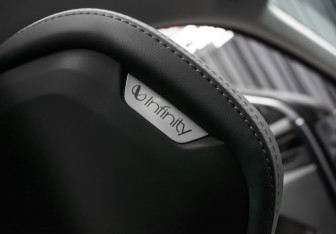 Подержанный автомобиль Geely Atlas 2024 года (27 фото)