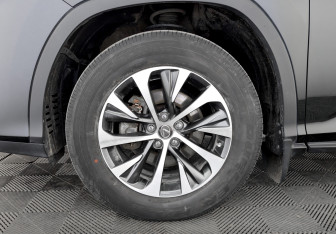 Подержанный автомобиль Lexus RX 2021 года (18 фото)