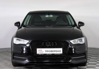Подержанный автомобиль Audi A3 Hatchback 2014 года (2 фото)