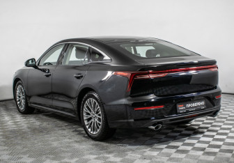 Новый FAW Bestune B70 2023 (7 фото)