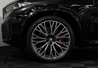 Новый BMW X5 2025 (7 фото)