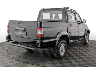 Подержанный автомобиль УАЗ Pickup 2023 года (5 фото)