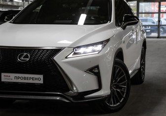 Подержанный автомобиль Lexus RX 2015 года (23 фото)