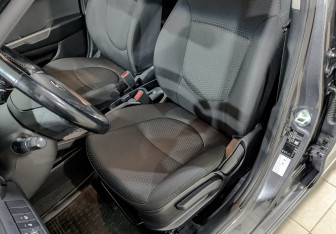 Подержанный автомобиль Kia Rio Sedan 2015 года (20 фото)